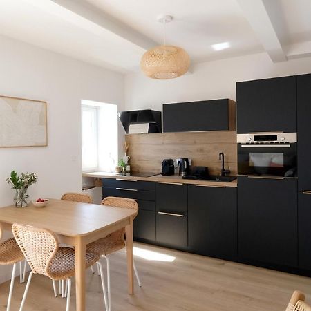 Appartement En Front De Mer Avec Vue Imprenable Sur La Grande Plage Des Sables D'Olonne 莱萨布勒-多洛讷 外观 照片