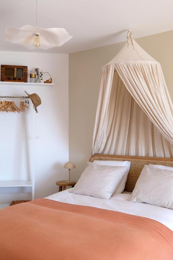 Appartement En Front De Mer Avec Vue Imprenable Sur La Grande Plage Des Sables D'Olonne 莱萨布勒-多洛讷 外观 照片